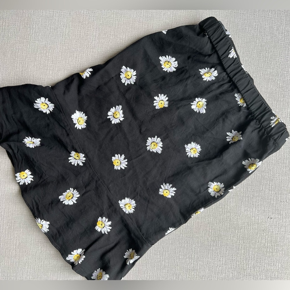 Mini Daisy print skirt